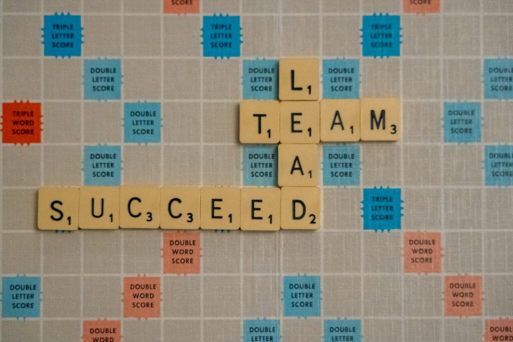 effectief leiden van je team in scrabble