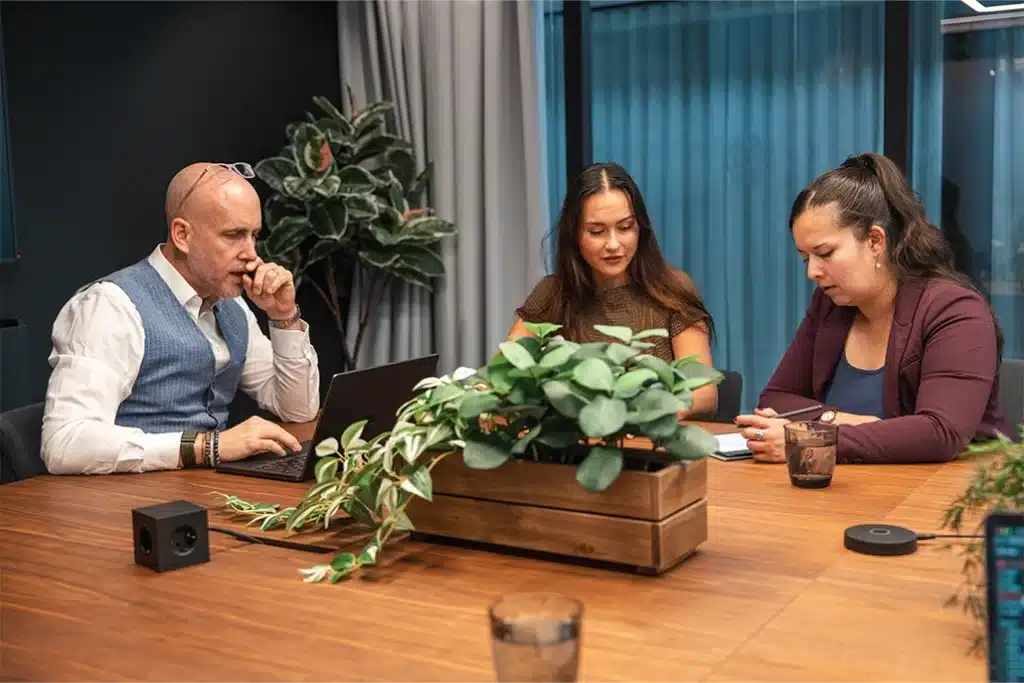 ik leg de scamper techniek uit aan mijn collega's