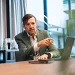 Hoe kun je efficiënter thuiswerken door sneller te lezen (en hoe pak je dat aan)?